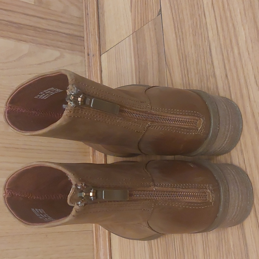 Dansko Brown Ankle Boots - Picture 4 of 5